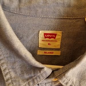 Levi's